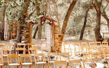 weekday wedding